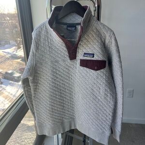 Patagonia gray quilted cotton sweatshirt S
